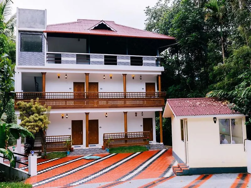 **  Oyo 9725 Hotel Misty River Munnar India